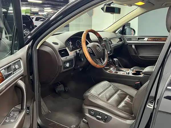 Volkswagen Touareg 2011