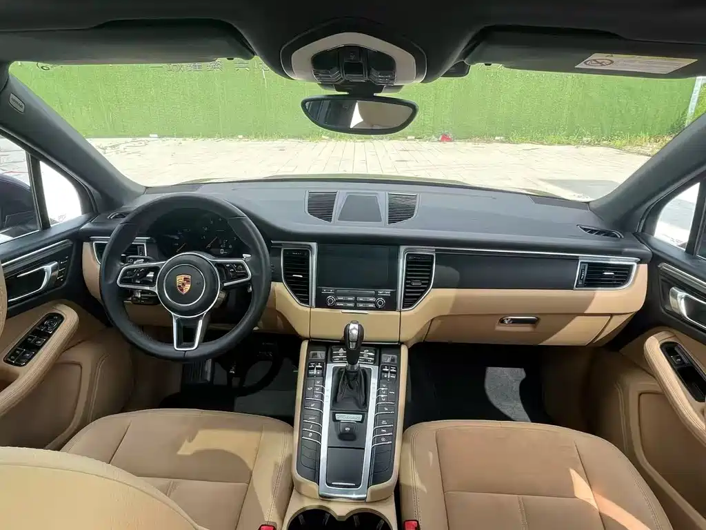 Porsche Macan 2018 — фото 5