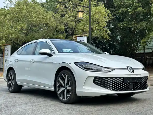 Volkswagen Lamando 2025