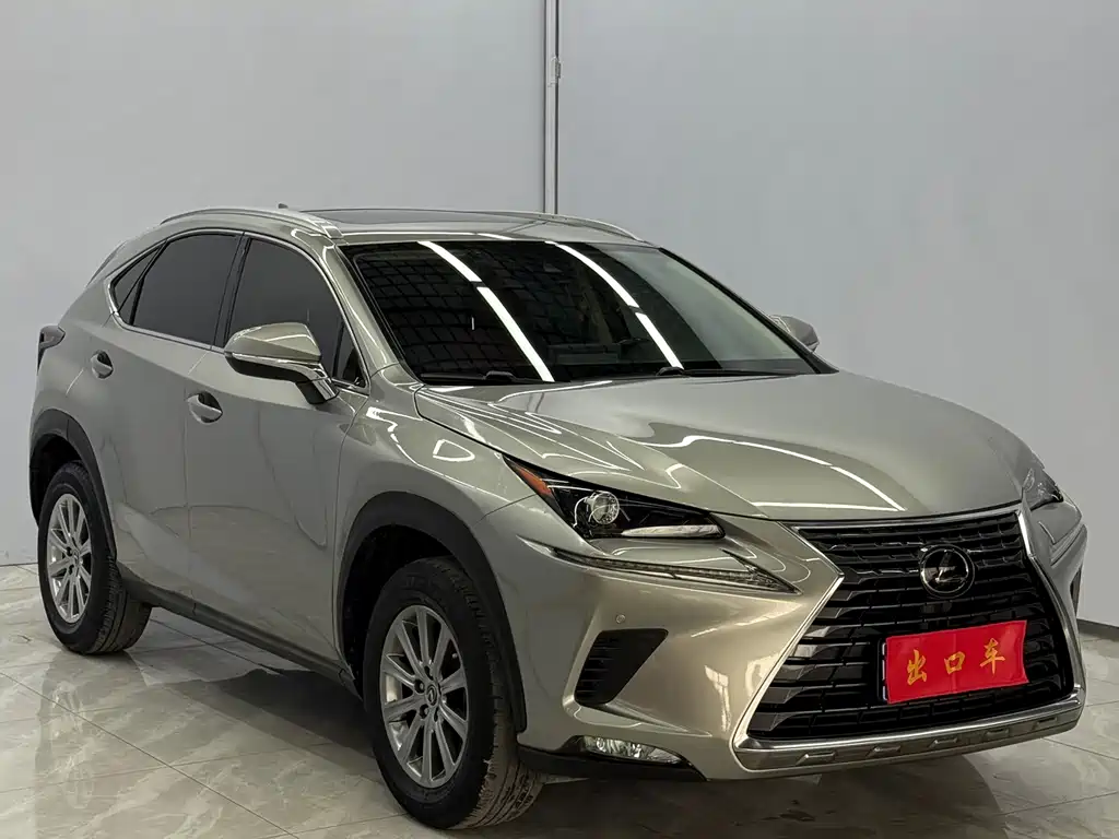 Lexus NX 2021