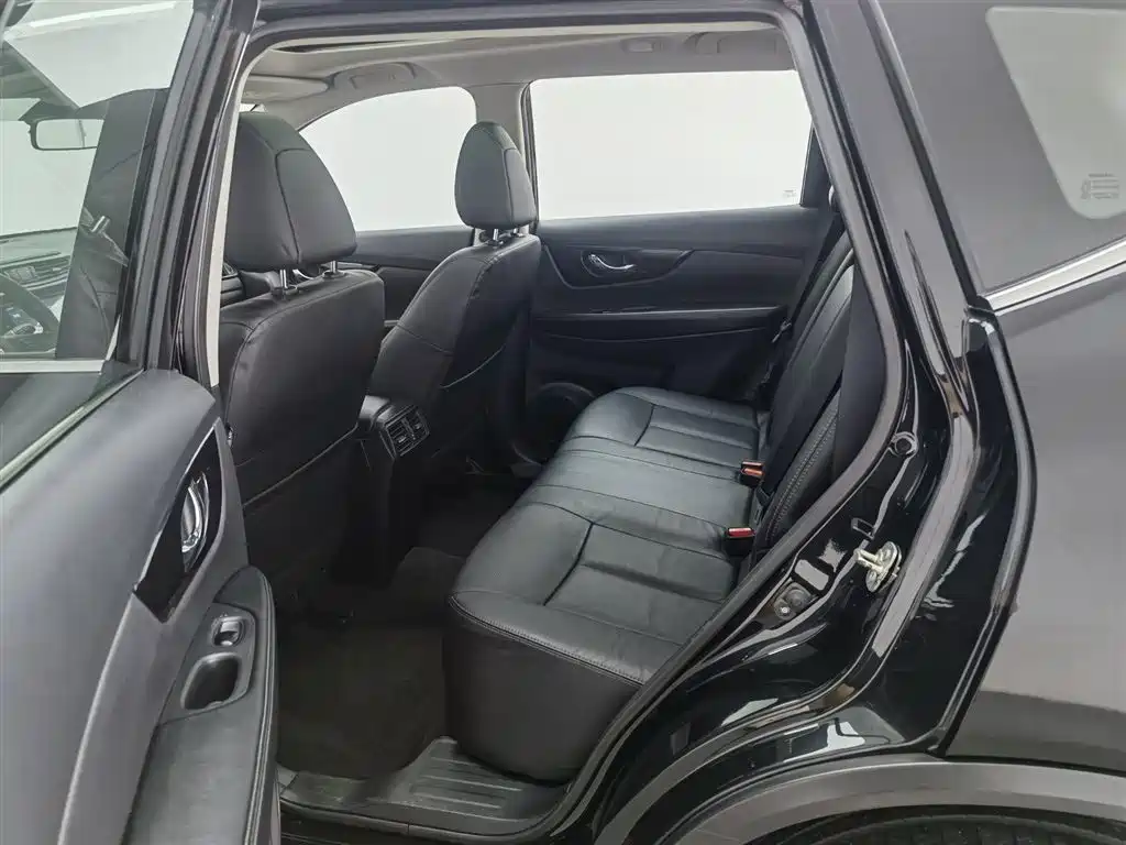 Nissan X-Trail 2020 — фото 15