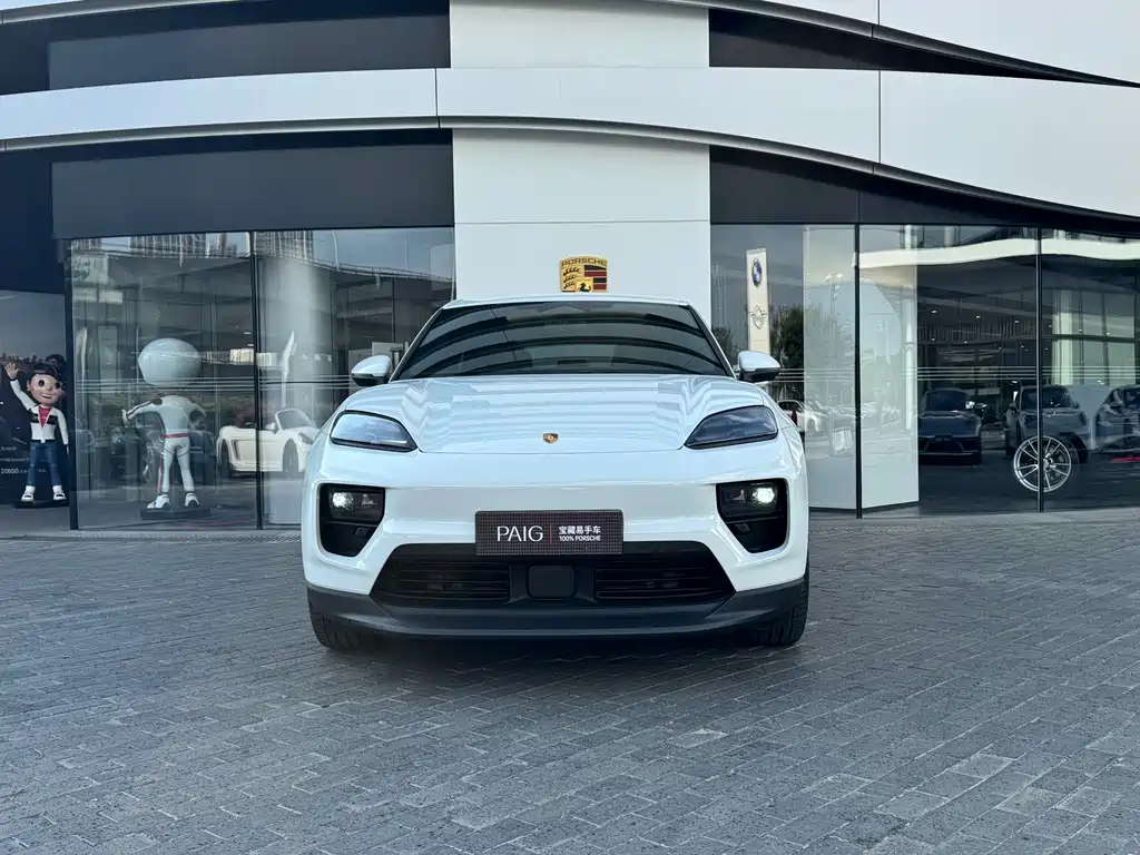 Porsche Macan New Energy 2025 — фото 2
