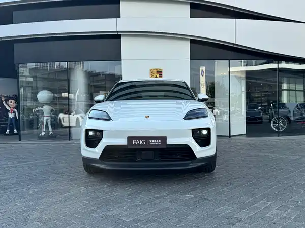 Porsche Macan New Energy 2025
