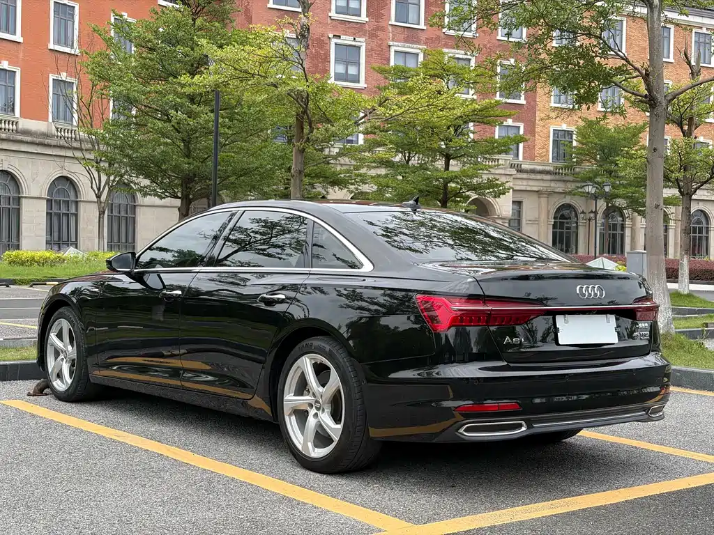 Audi A6L 2020