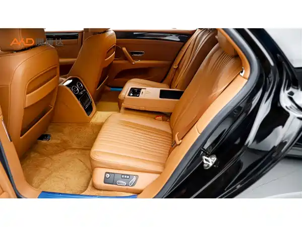 Bentley Flying Spur 2017