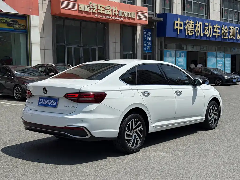 Volkswagen Lavida 2022