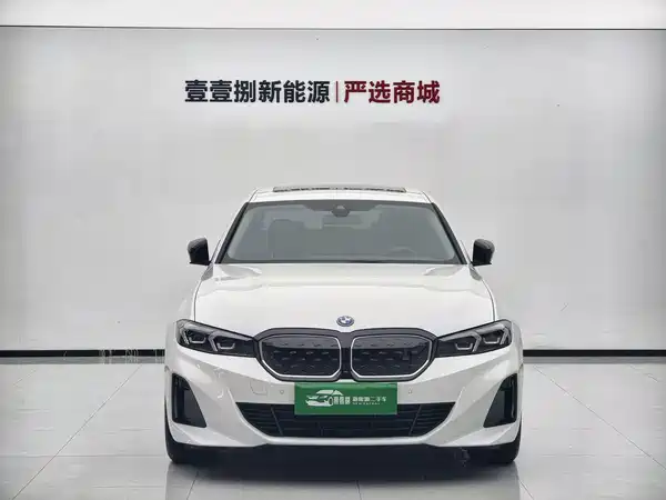 BMW i3 2024