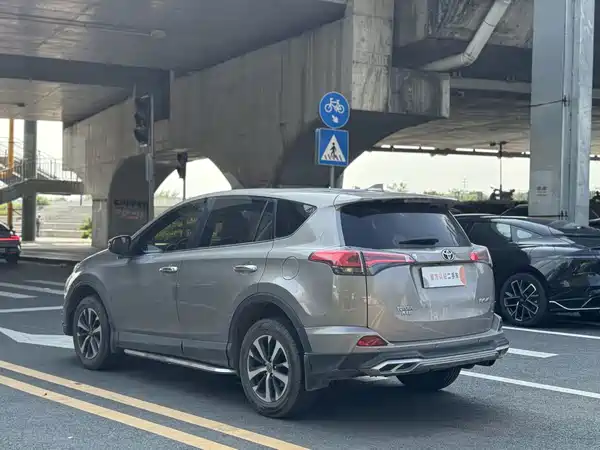 Toyota RAV4 2019