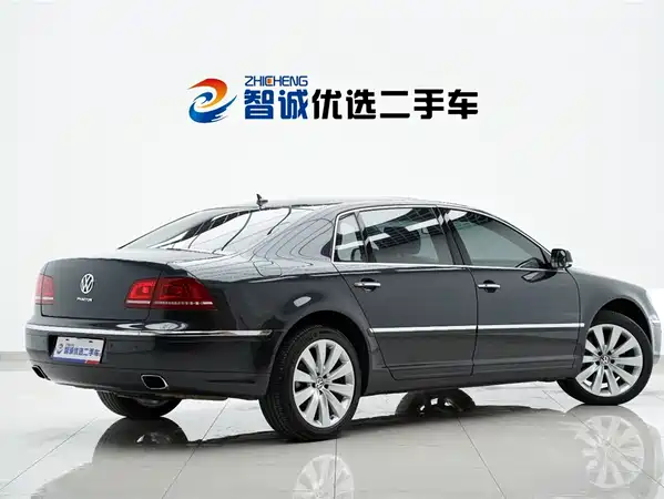 Volkswagen Phaeton 2012