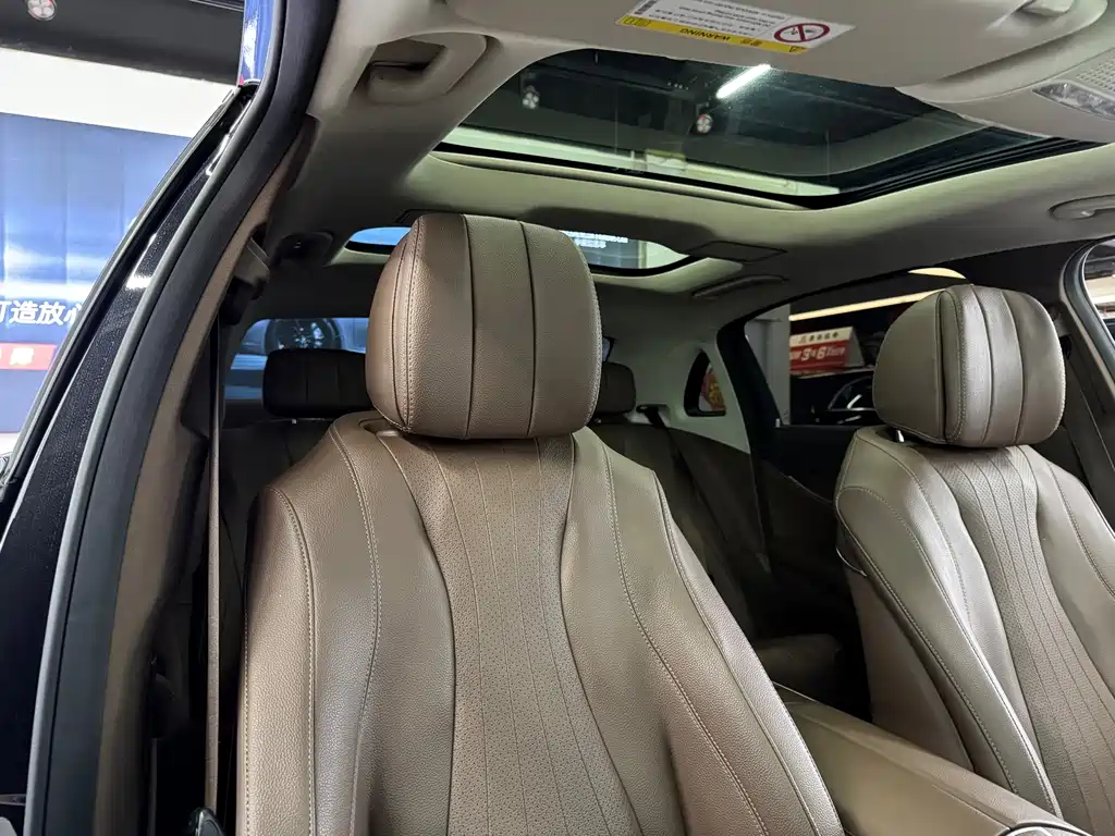 Mercedes-Benz E-Class 2020 — фото 11