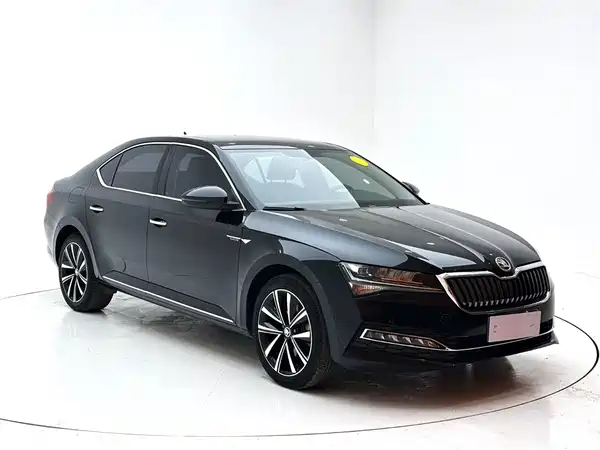 Skoda Superb 2023