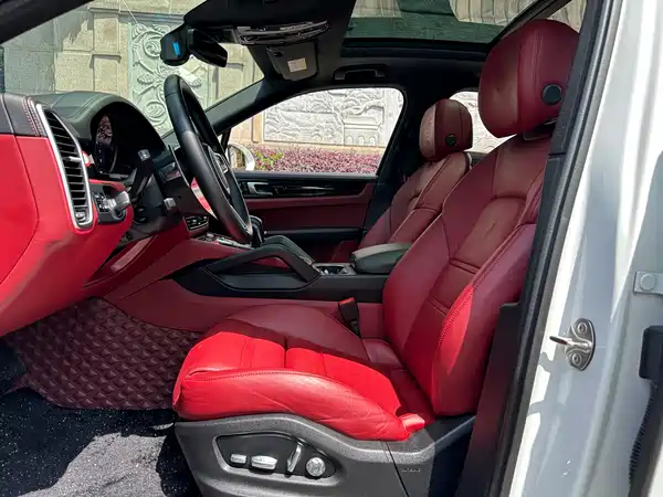 Porsche Cayenne 2019