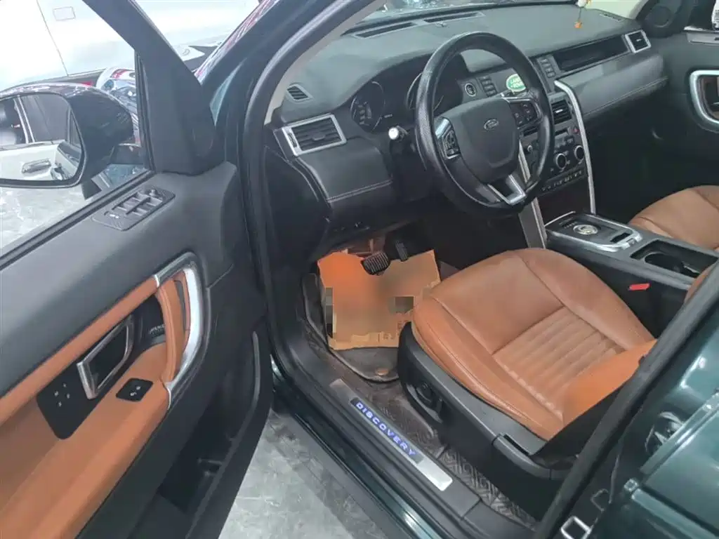 Land Rover Discovery Sport 2016 — фото 16