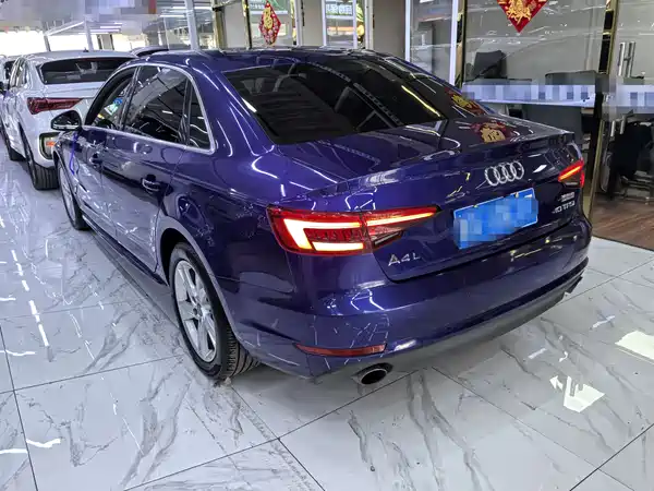 Audi A4L 2017