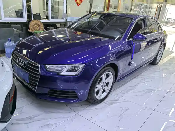 Audi A4L 2017