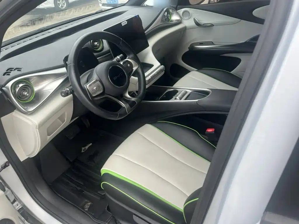 BYD Dolphin 2021 — фото 10