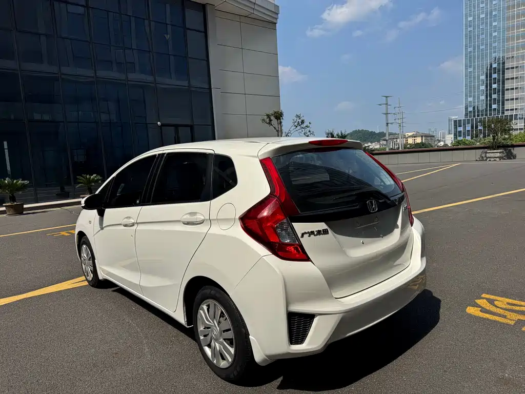 Honda Fit 2016