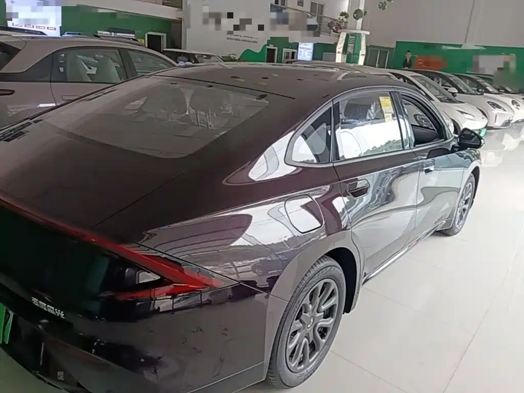 Wuling Starlight 2025