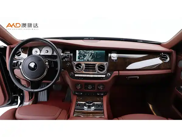 Rolls-Royce Ghost 2015