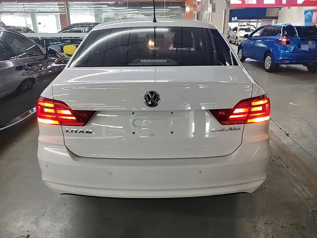 Volkswagen Santana 2021