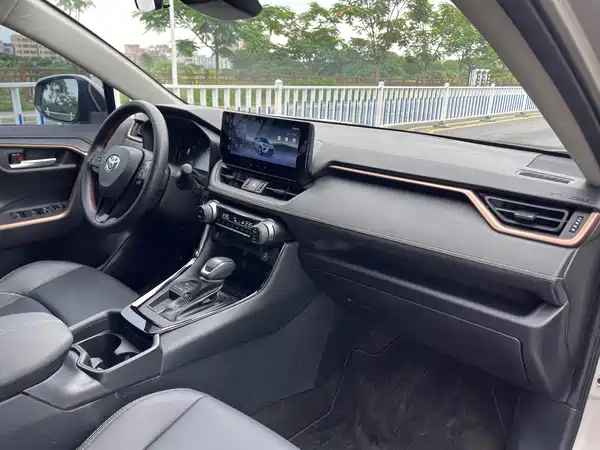 Toyota Wildlander 2024