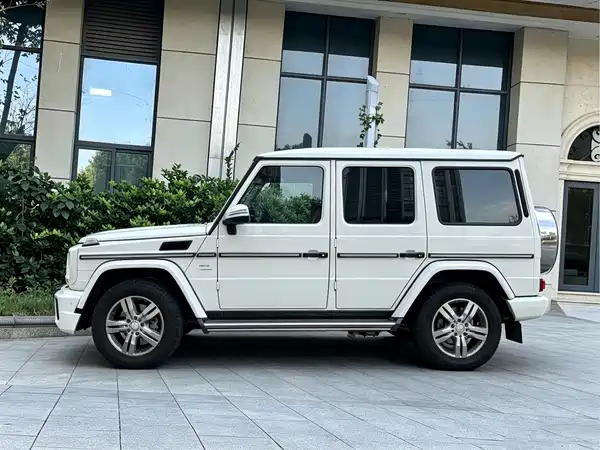 Mercedes-Benz G-Class 2015