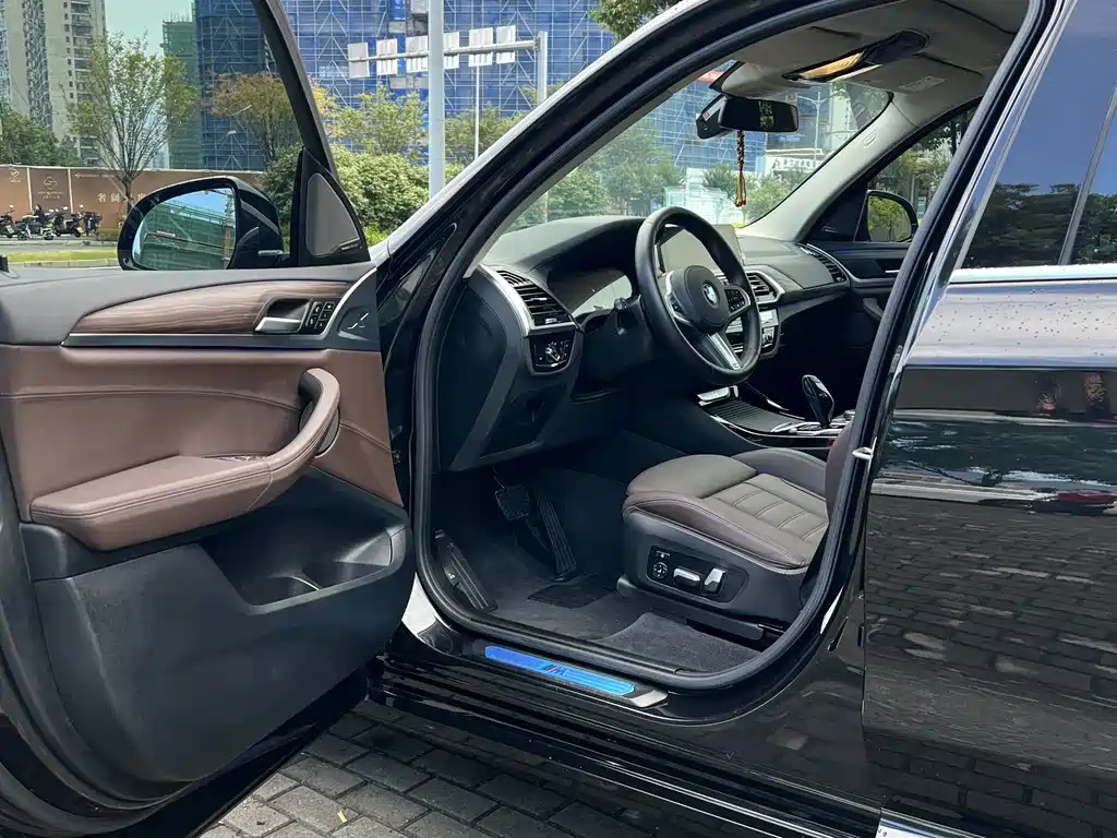 BMW X3 2021