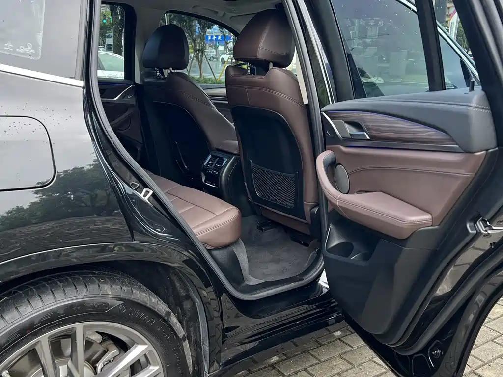 BMW X3 2021