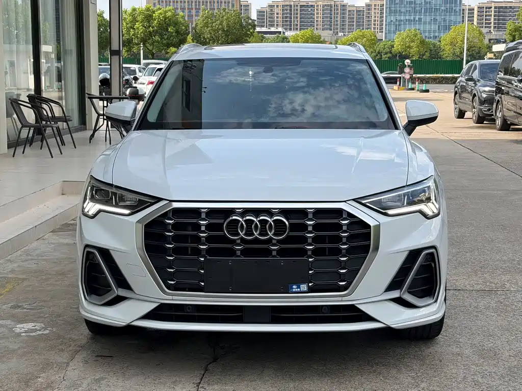 Audi Q3 2022