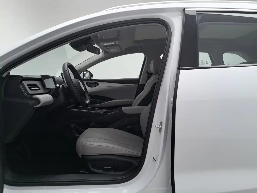BYD Seal 06 DM-i Travel Edition 2025 — фото 10