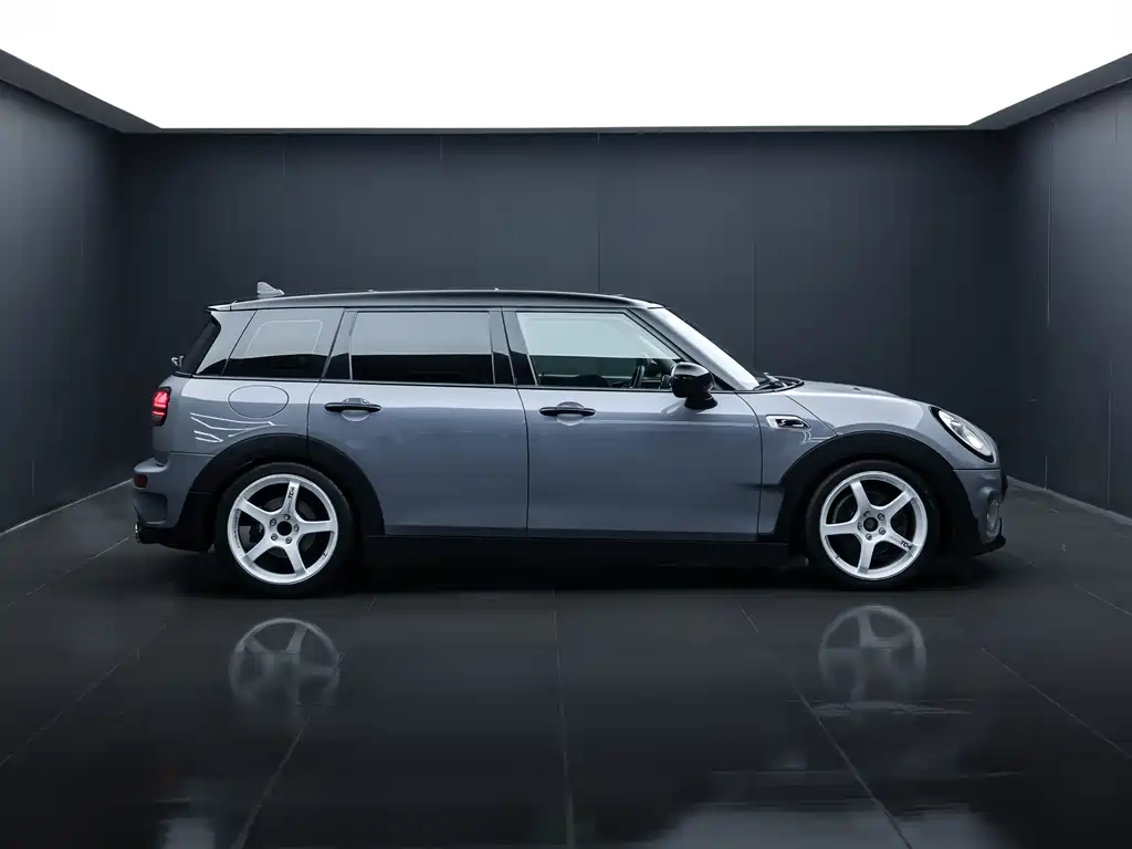 MINI Clubman 2017 — фото 4