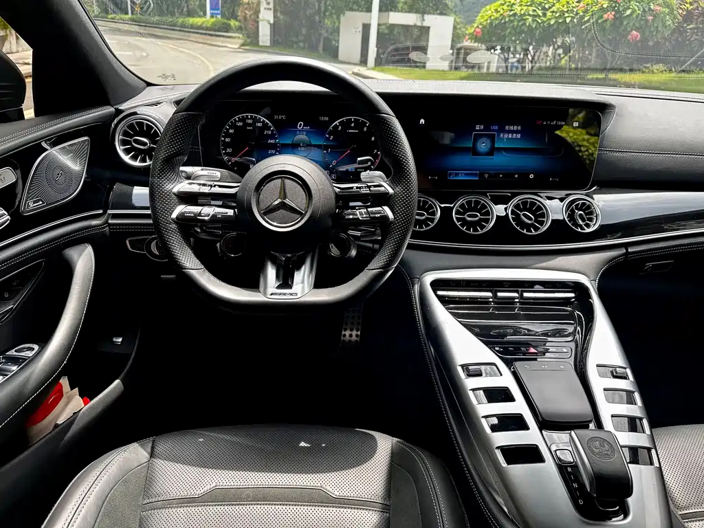 Mercedes-Benz AMG GT 2022 — фото 9