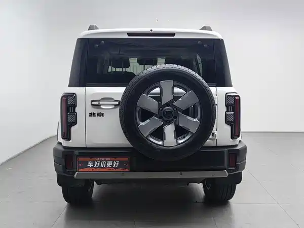 BAIC BJ40 Extended Range 2025
