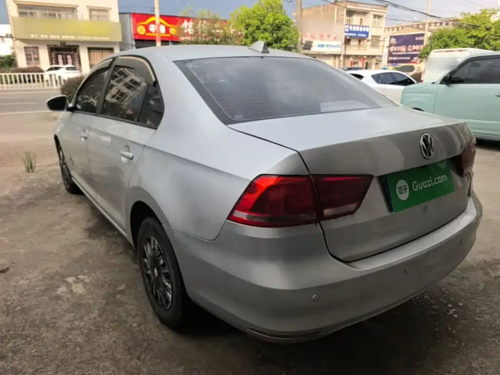 Volkswagen Santana 2015