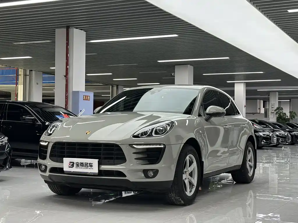 Porsche Macan 2017 — фото 1