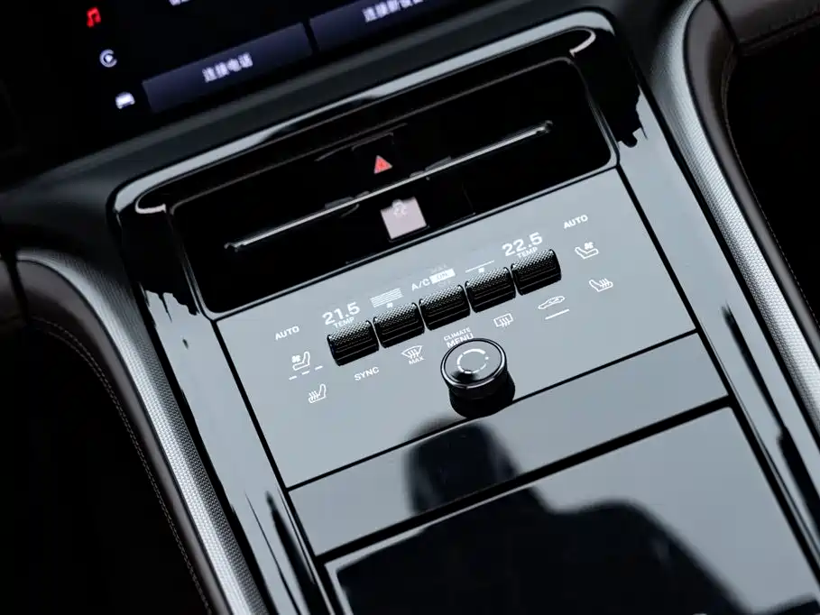 Porsche Panamera 2024 — фото 16