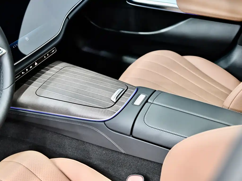 Mercedes-Benz E-Class New Energy 2025 — фото 17
