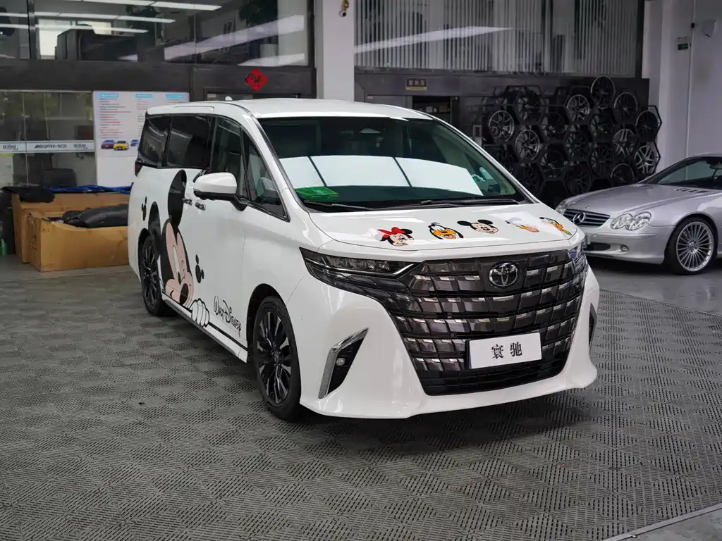 Toyota Alphard 2024 — фото 2