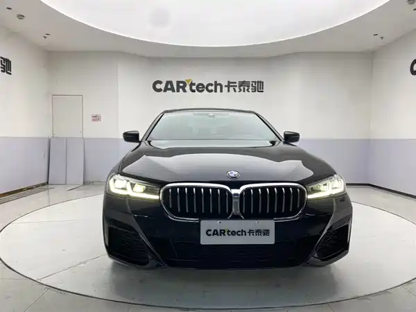 BMW 5 Series 2021