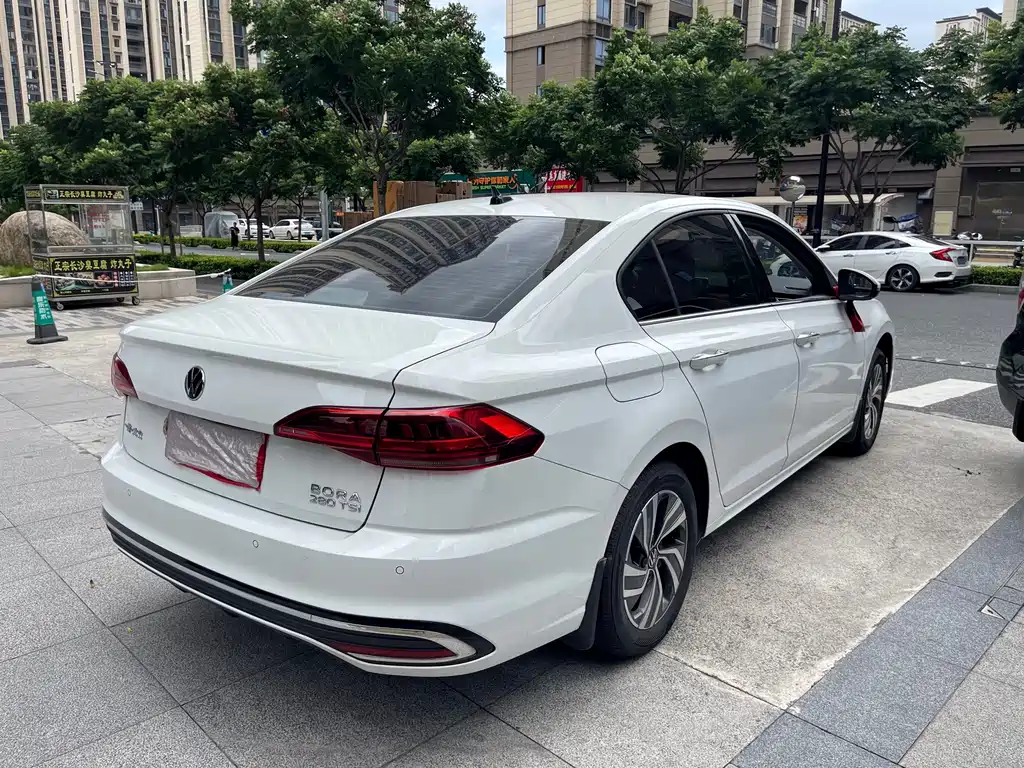 Volkswagen Bora 2024