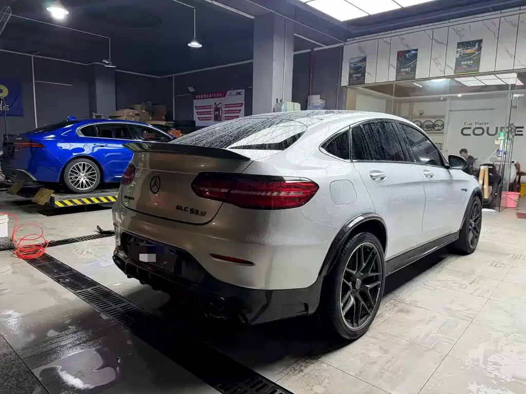 Mercedes-Benz GLC Coupe AMG 2019 — фото 9