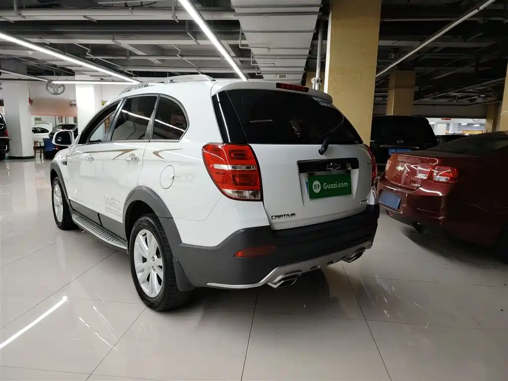 Chevrolet Captiva 2017 — фото 8