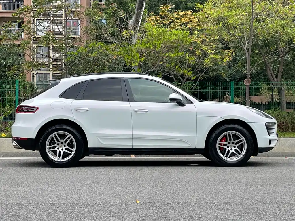 Porsche Macan 2017 — фото 6