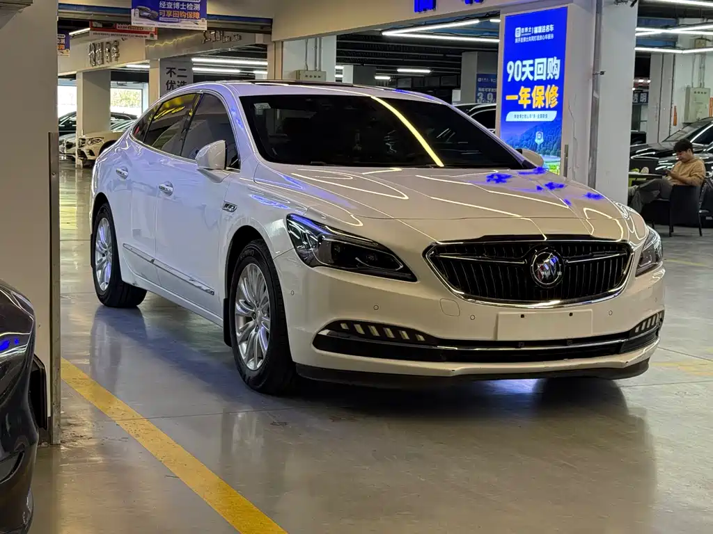 Buick LaCrosse 2018 — фото 3