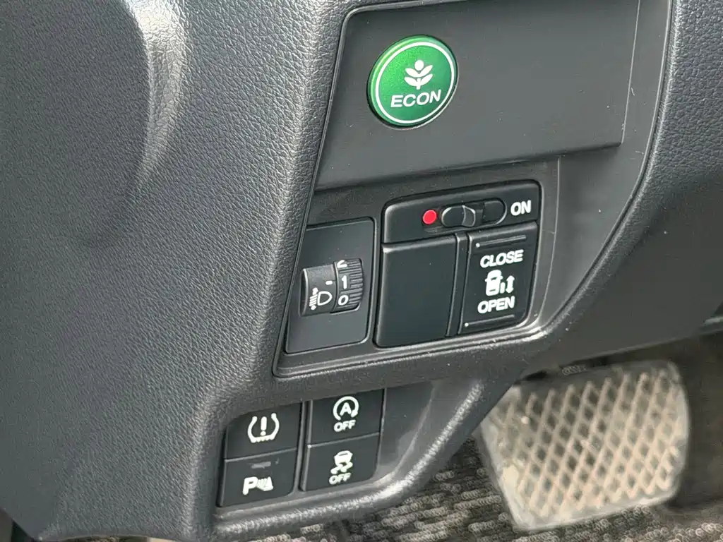 Honda Odyssey 2018 — фото 20