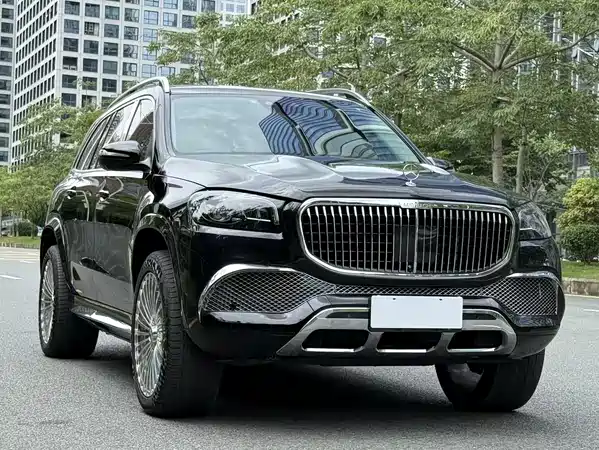 Mercedes-Benz GLS 2023