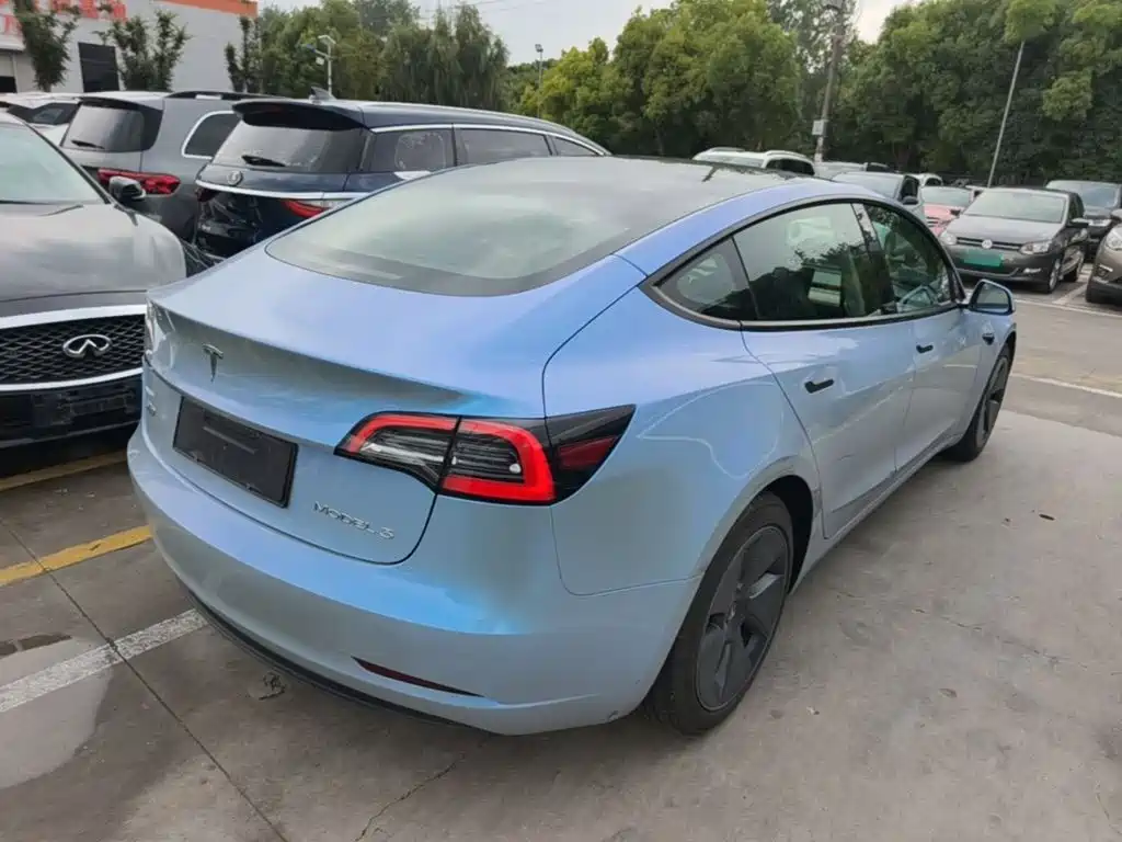 Tesla Model 3 2022