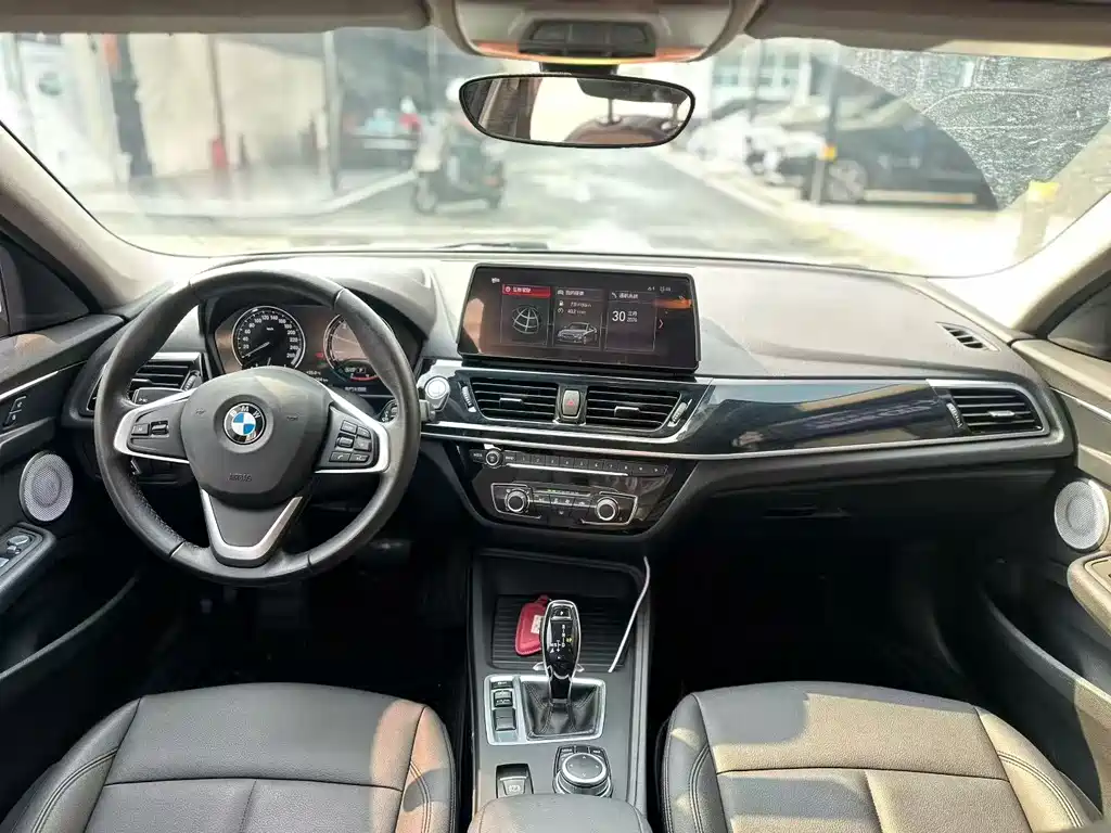 BMW 1 Series 2022