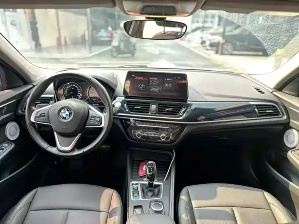 BMW 1 Series 2022