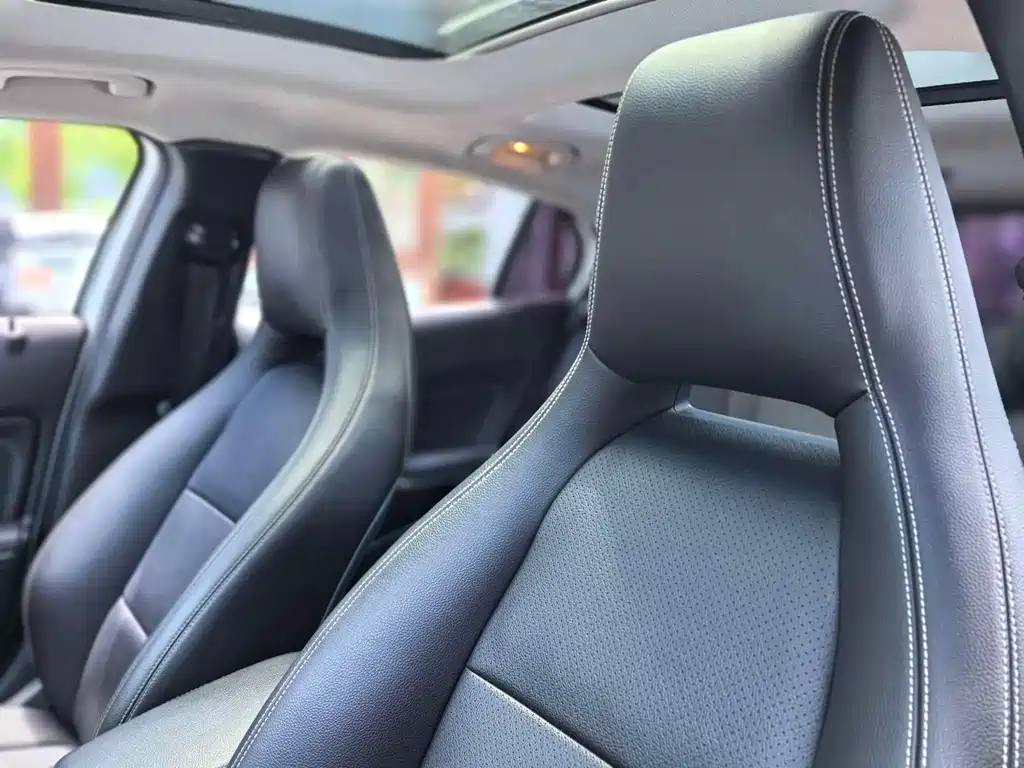 Mercedes-Benz GLA 2015 — фото 18